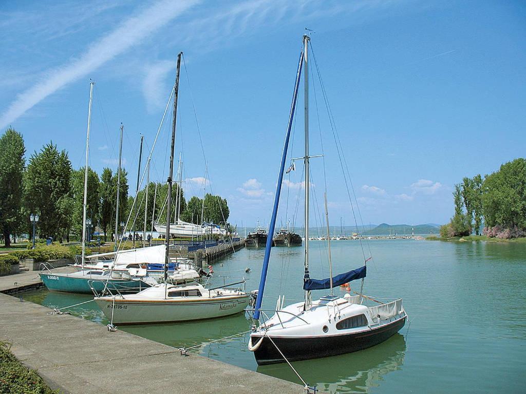 Legkondicionalt, Erkelyes Szoba, Privat Fuerdovel A Balatonon Kőröshegy المظهر الخارجي الصورة