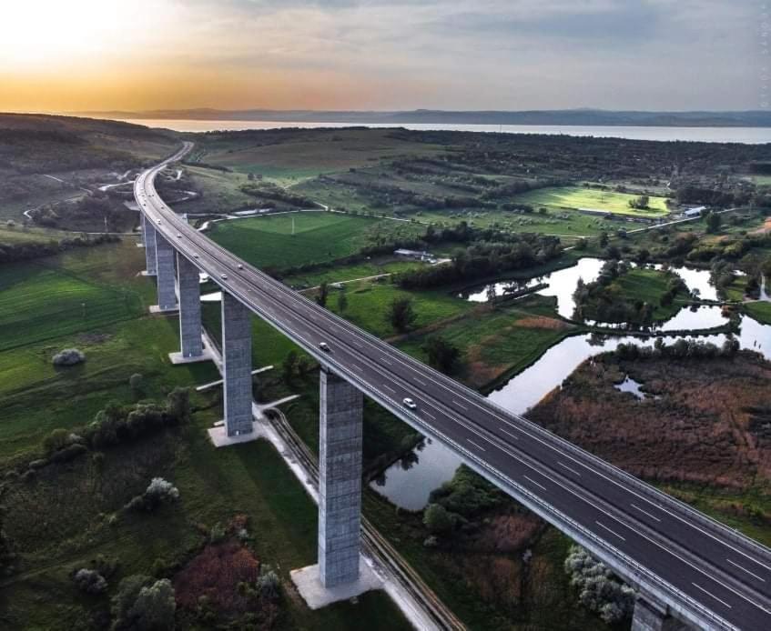 Legkondicionalt, Erkelyes Szoba, Privat Fuerdovel A Balatonon Kőröshegy المظهر الخارجي الصورة
